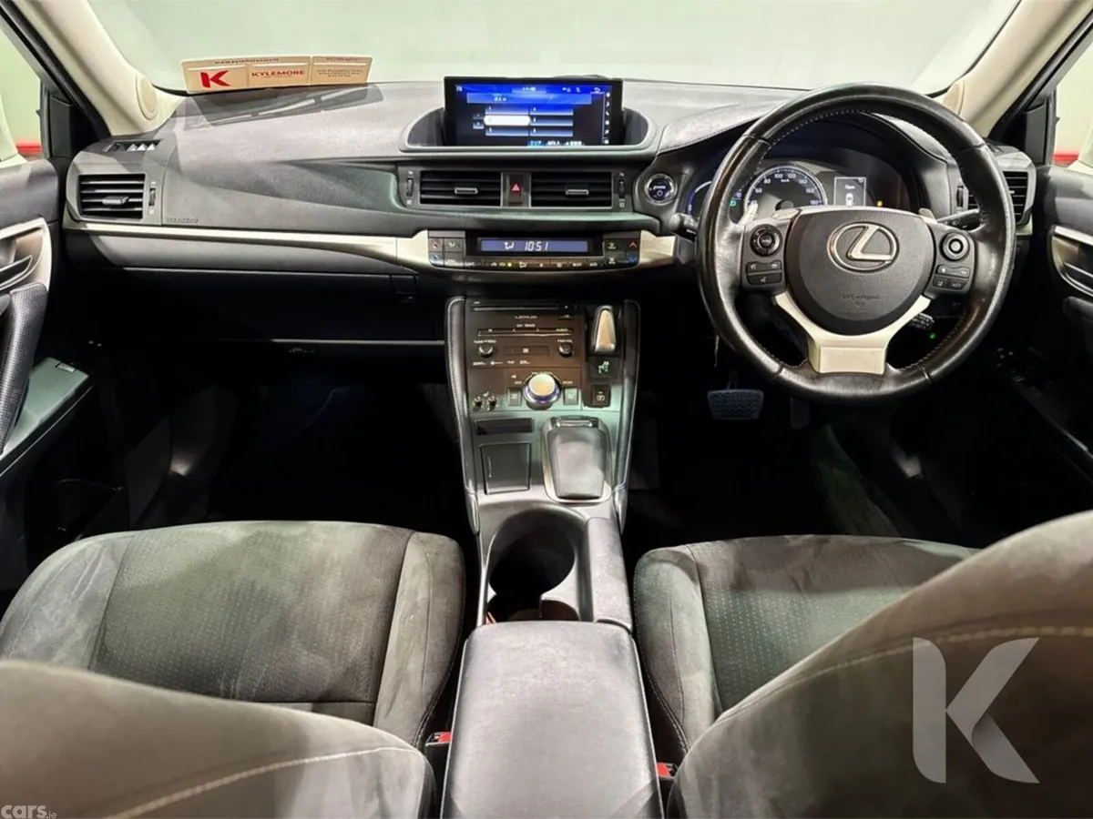 Lexus CT Hatchback, Petrol Hybrid, 2018, White