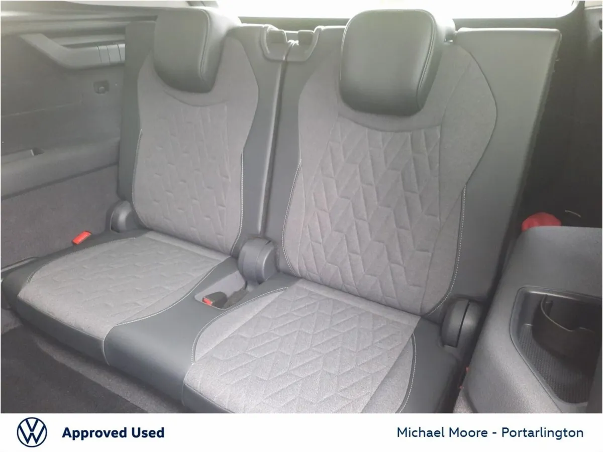 Volkswagen Tayron Estate, Diesel, 2026, Grey