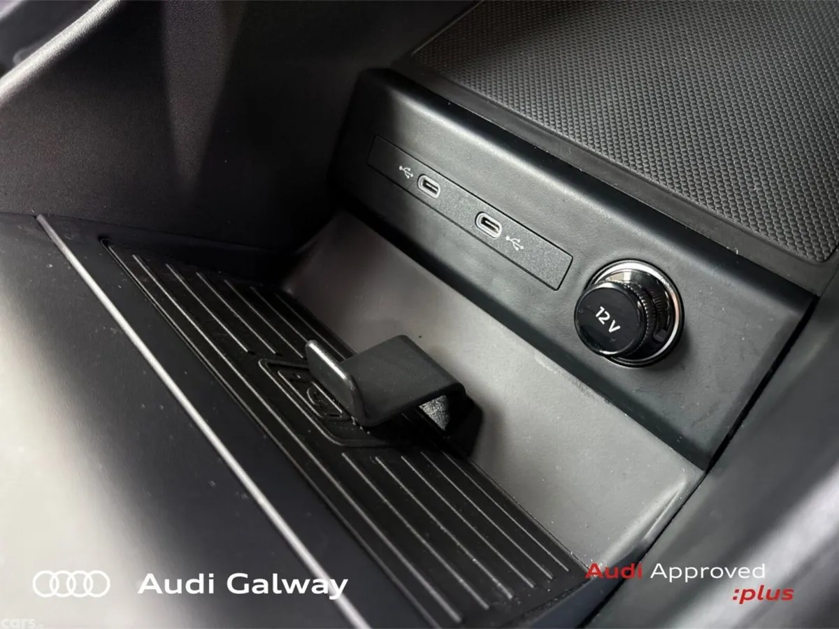 Audi Q4 e-tron SUV, Electric, 2025, Black