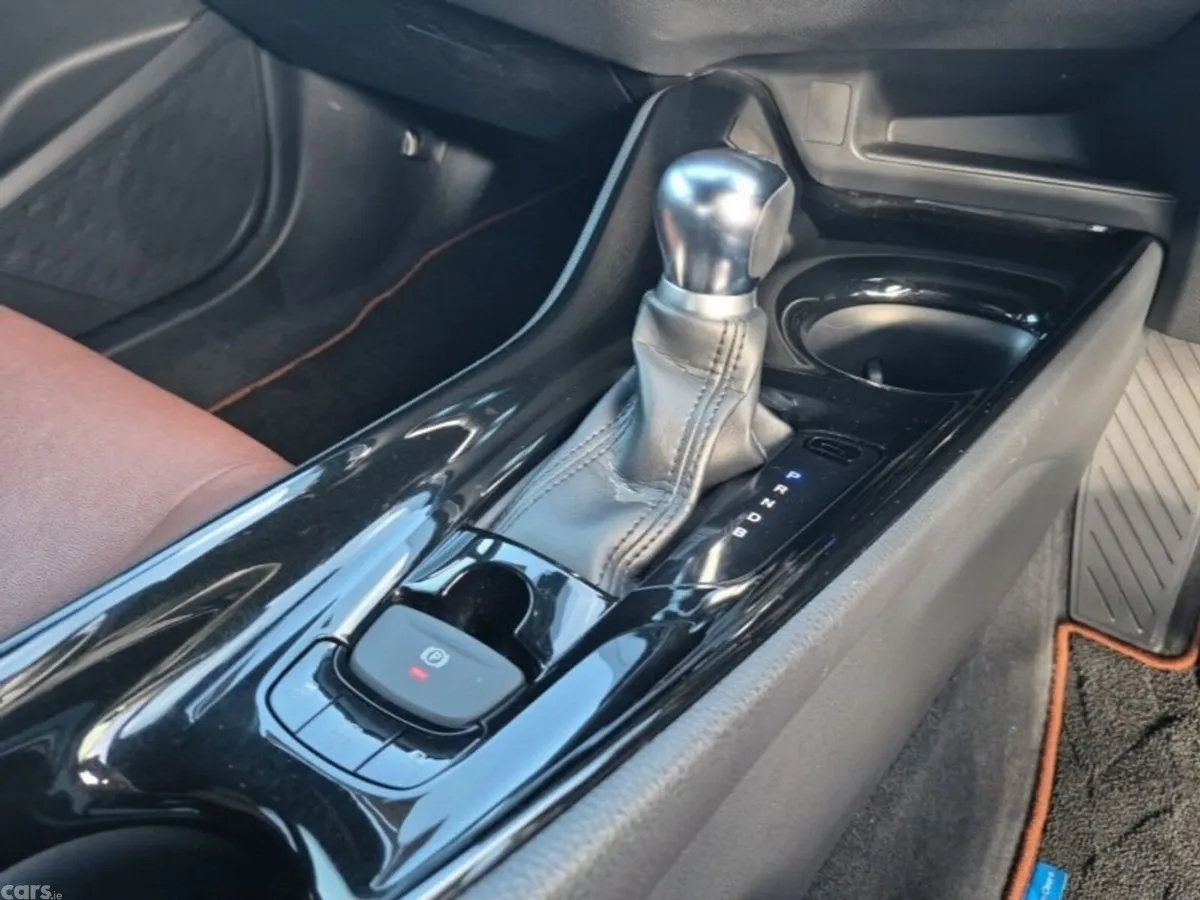 Toyota C-HR SUV, Petrol Hybrid, 2019, Black