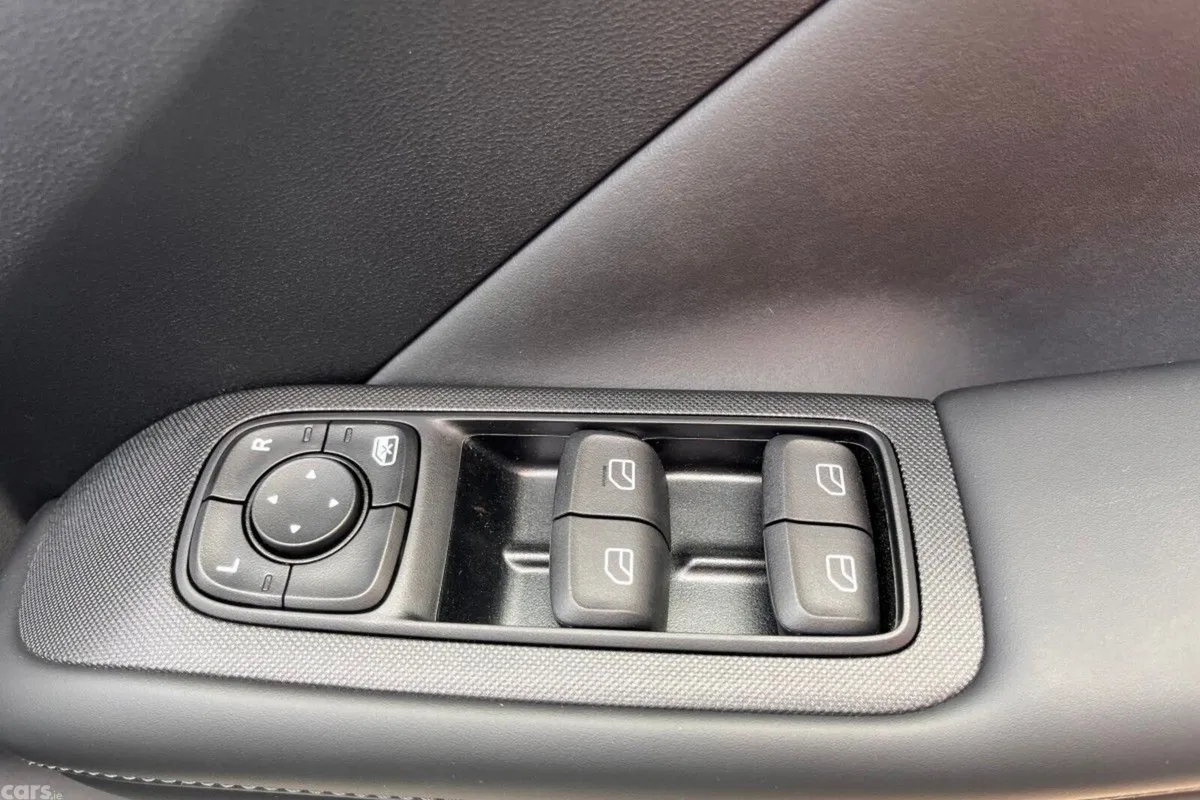 MG MG4 Hatchback, Electric, 2027, Green
