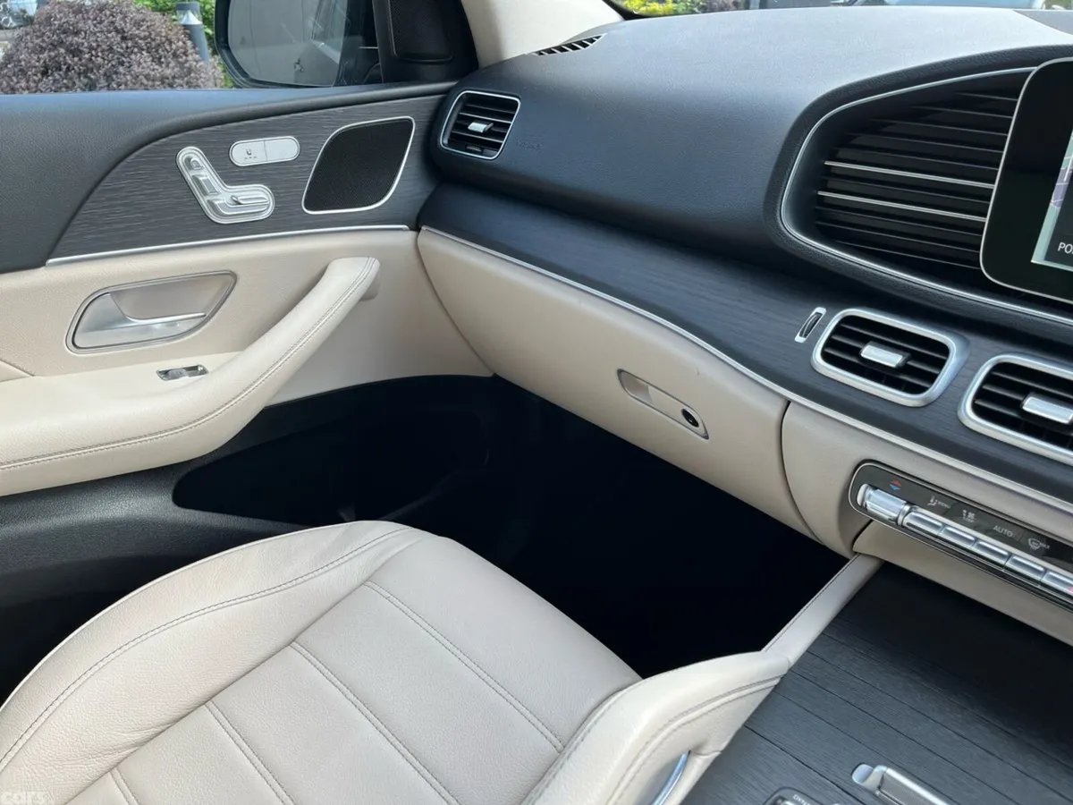 Mercedes-Benz GLE SUV, Diesel Plug-in Hybrid, 2023, Black