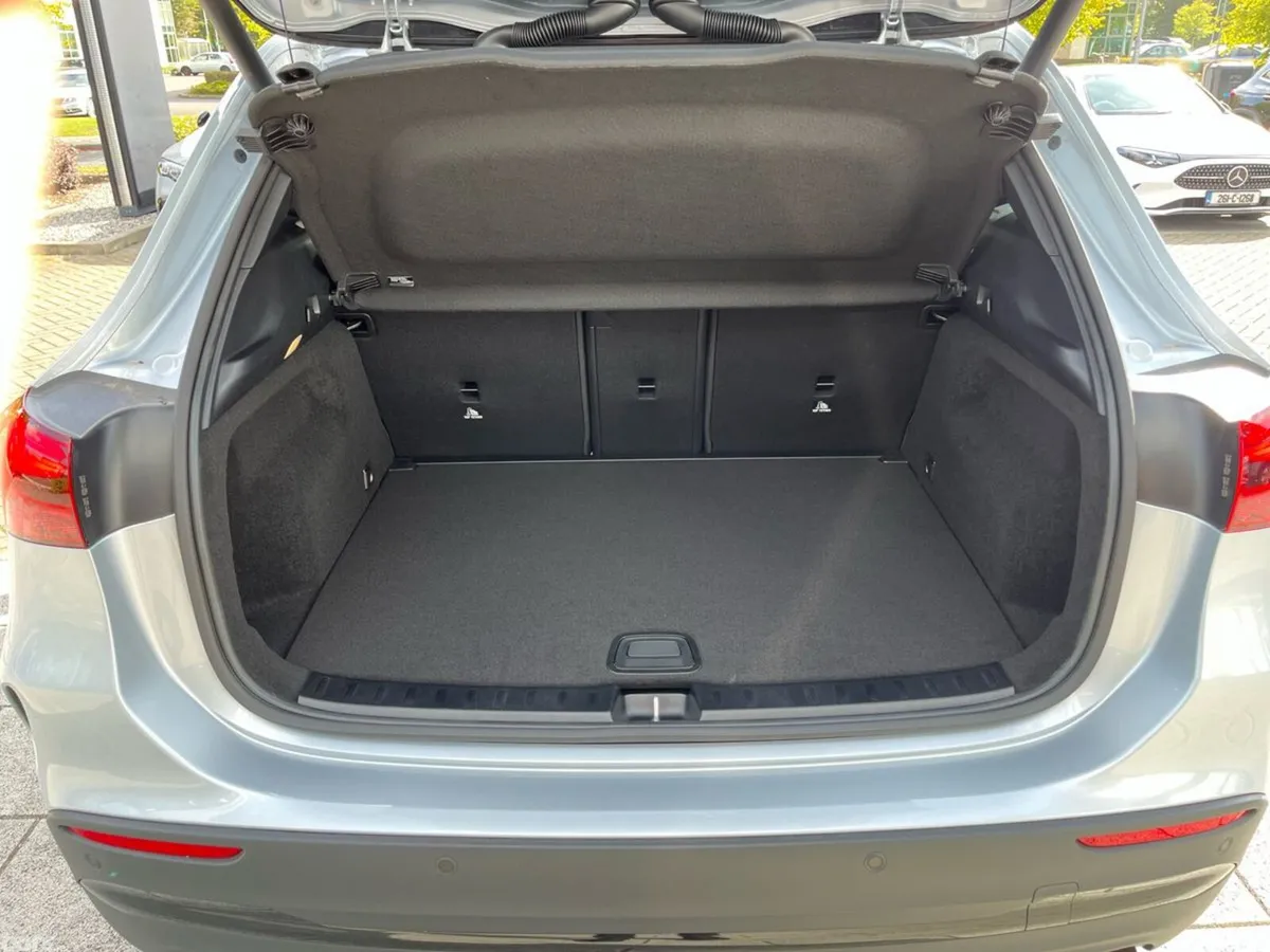Mercedes-Benz GLA SUV, Diesel Hybrid, 2026, Silver