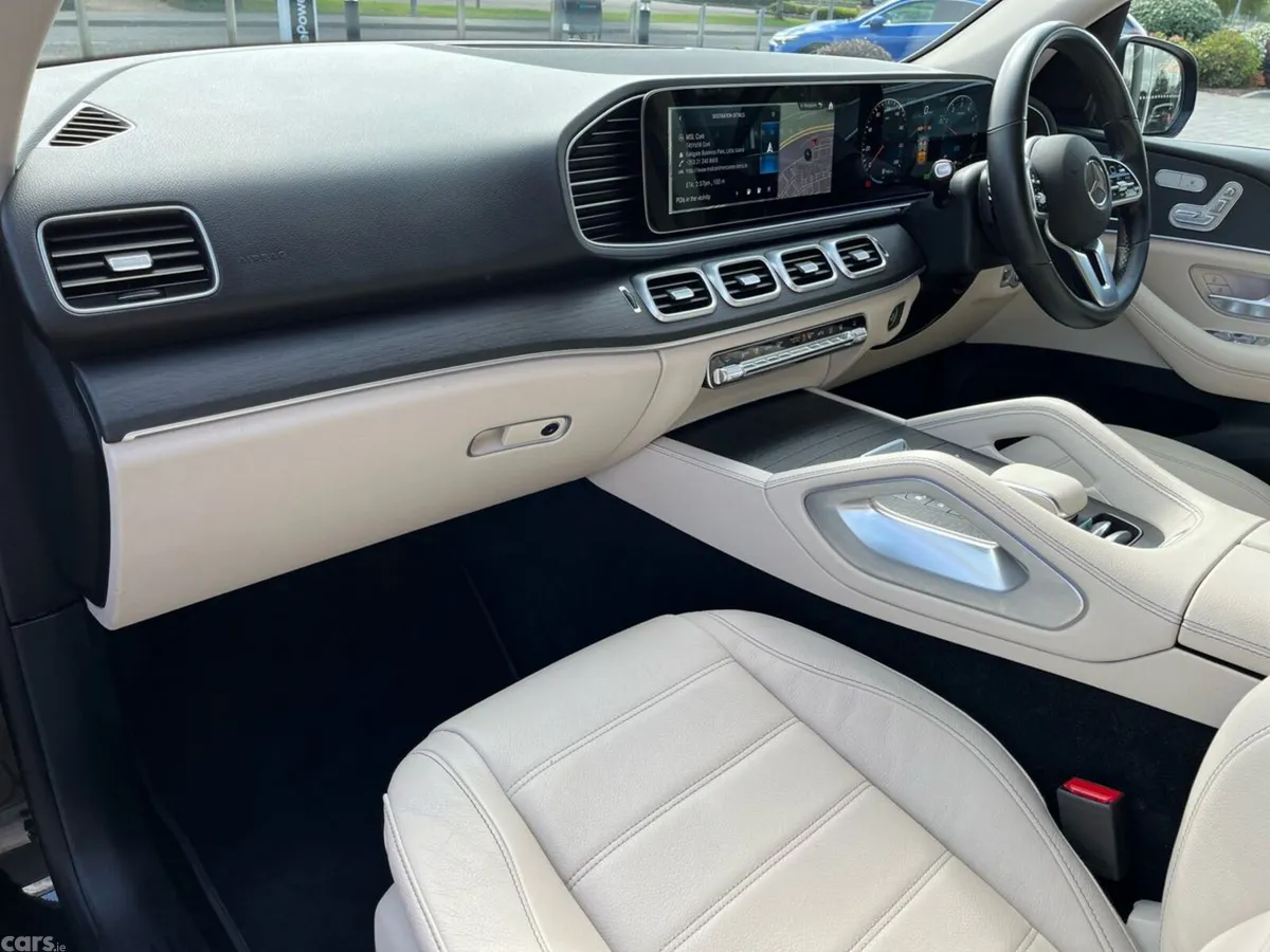 Mercedes-Benz GLE SUV, Diesel Plug-in Hybrid, 2023, Black