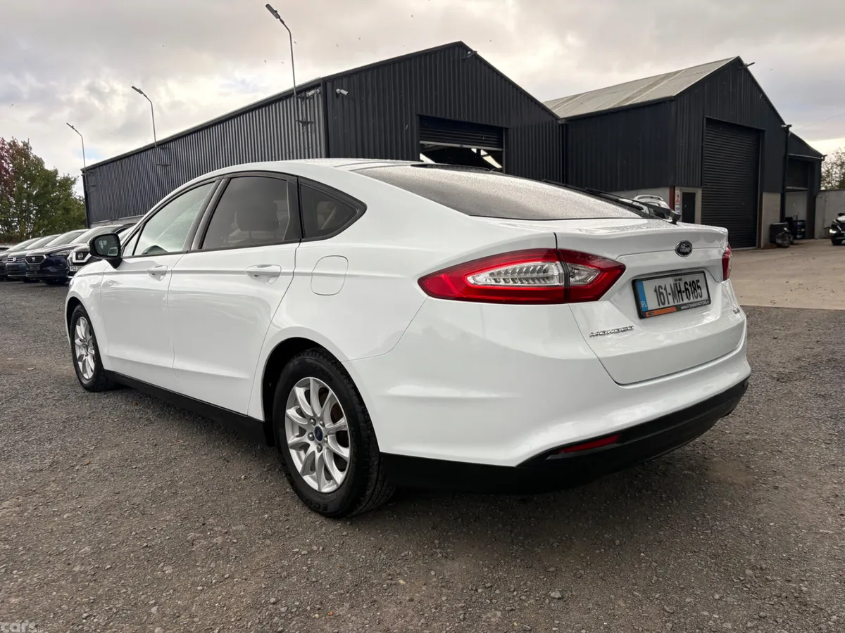 Ford Mondeo Hatchback, Diesel, 2016, White