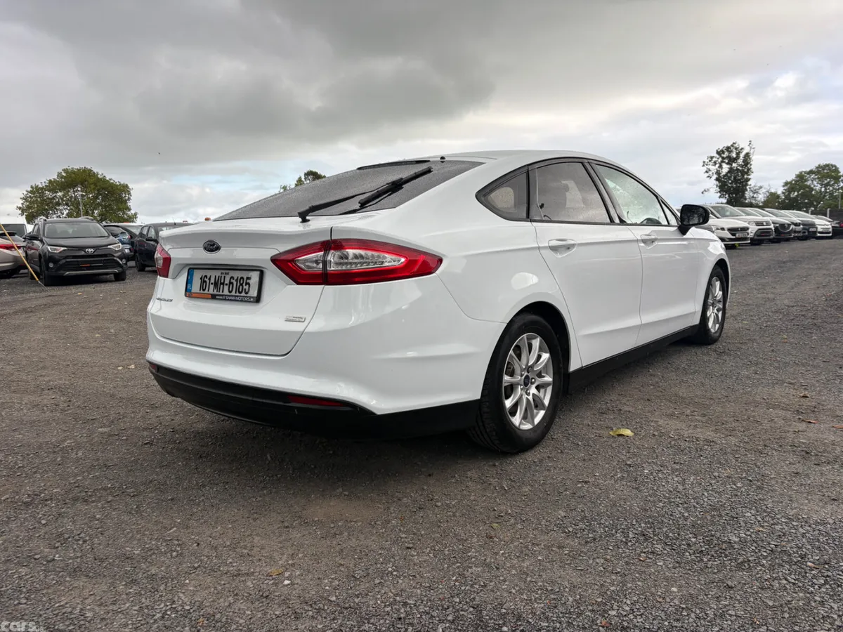 Ford Mondeo Hatchback, Diesel, 2016, White