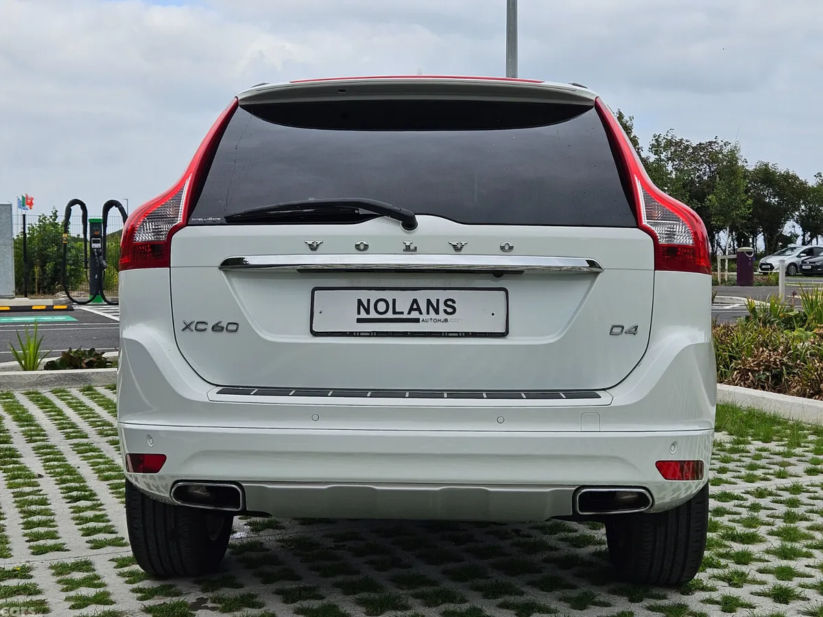 Volvo XC60 SUV, Diesel, 2016, White