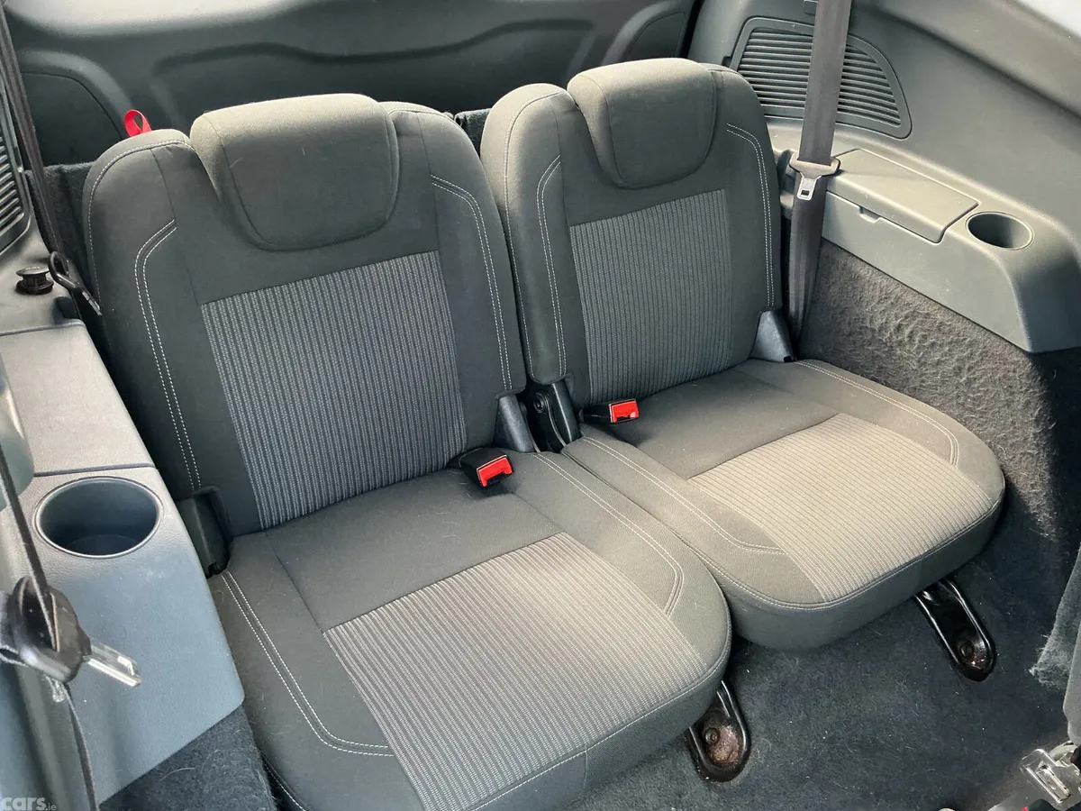 Ford Grand C-Max MPV, Diesel, 2014, Blue