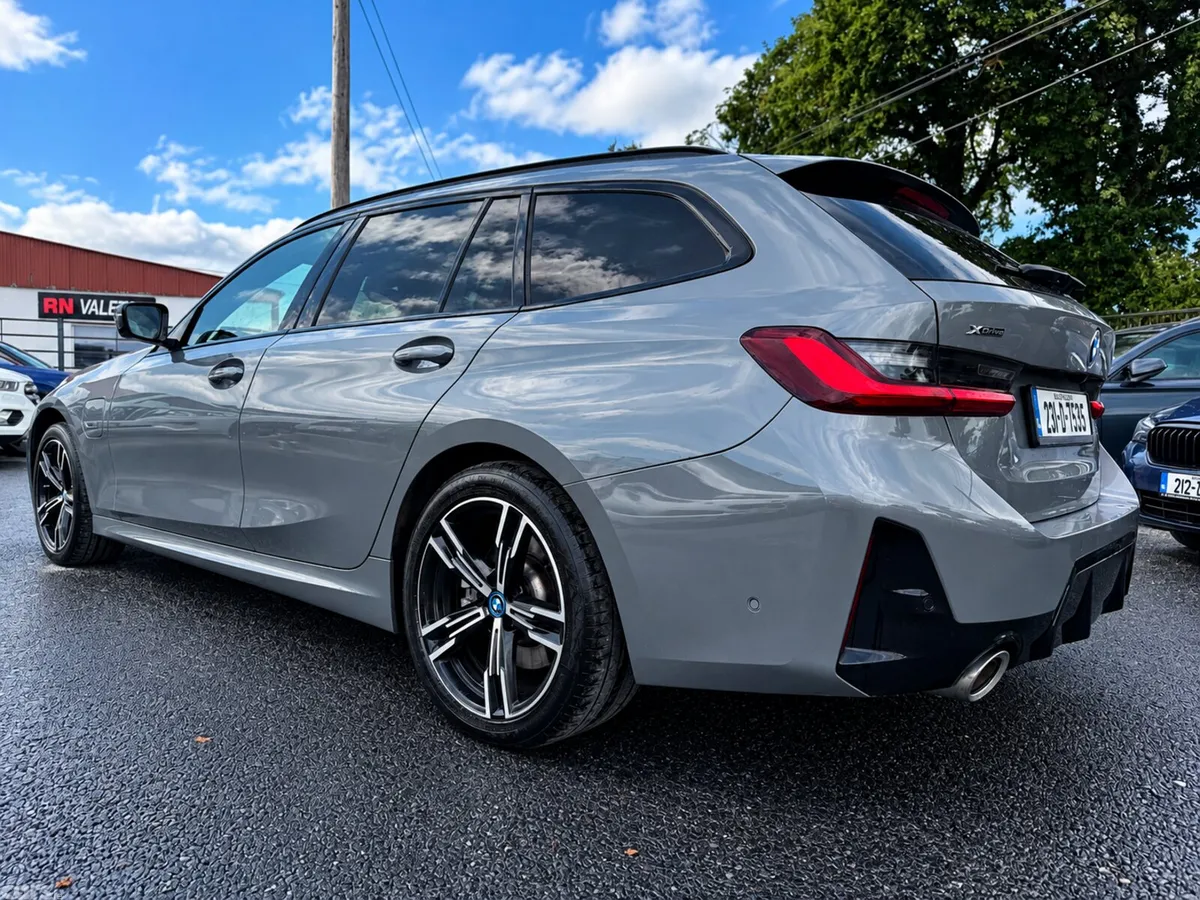 BMW 3-Series Estate, Petrol Plug-in Hybrid, 2023, Grey
