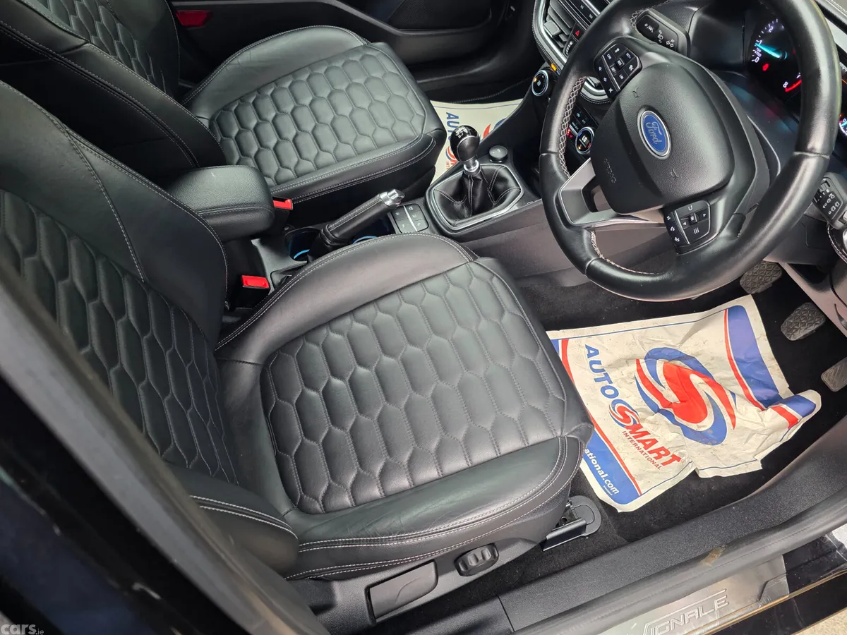 Ford Fiesta Hatchback, Petrol, 2020, Black