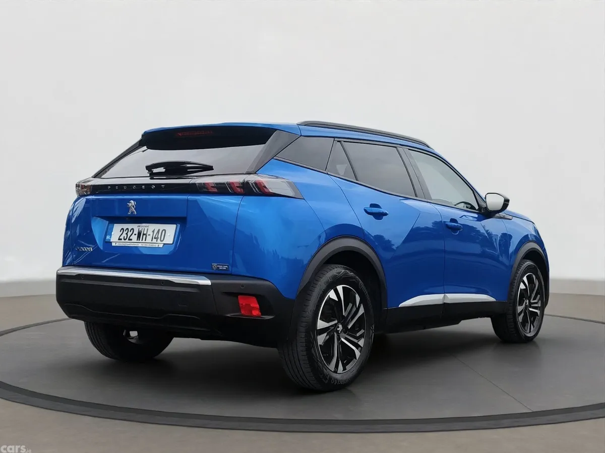 Peugeot 2008 MPV, Electric, 2023, Blue