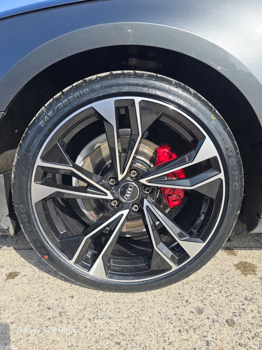 Audi A4 Estate, Diesel, 2017, Grey