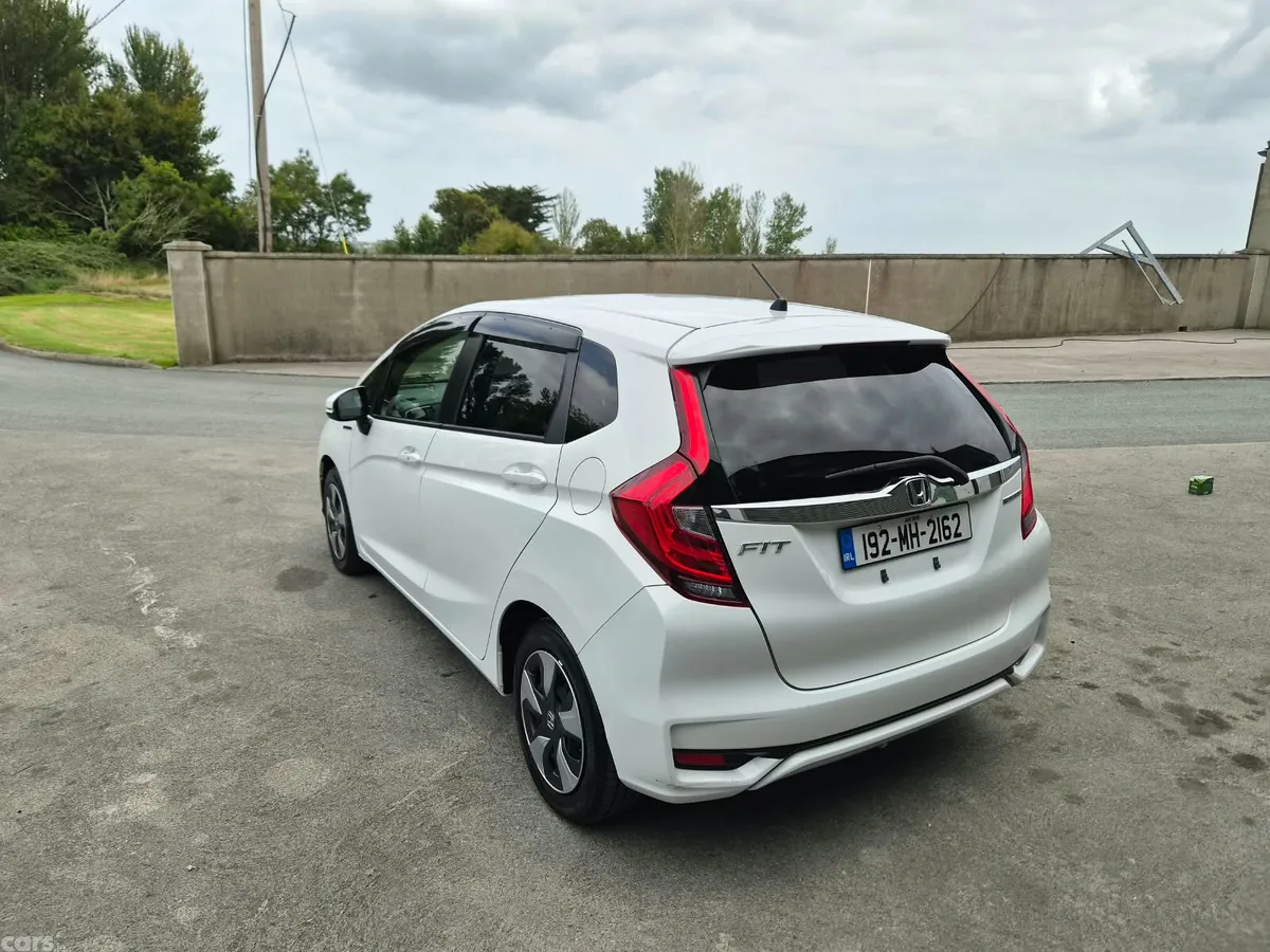 Honda Fit Hatchback, Petrol Hybrid, 2019, White