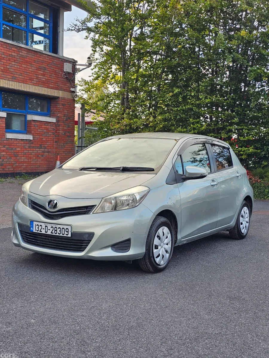 Toyota Vitz Hatchback, Petrol, 2013, Grey