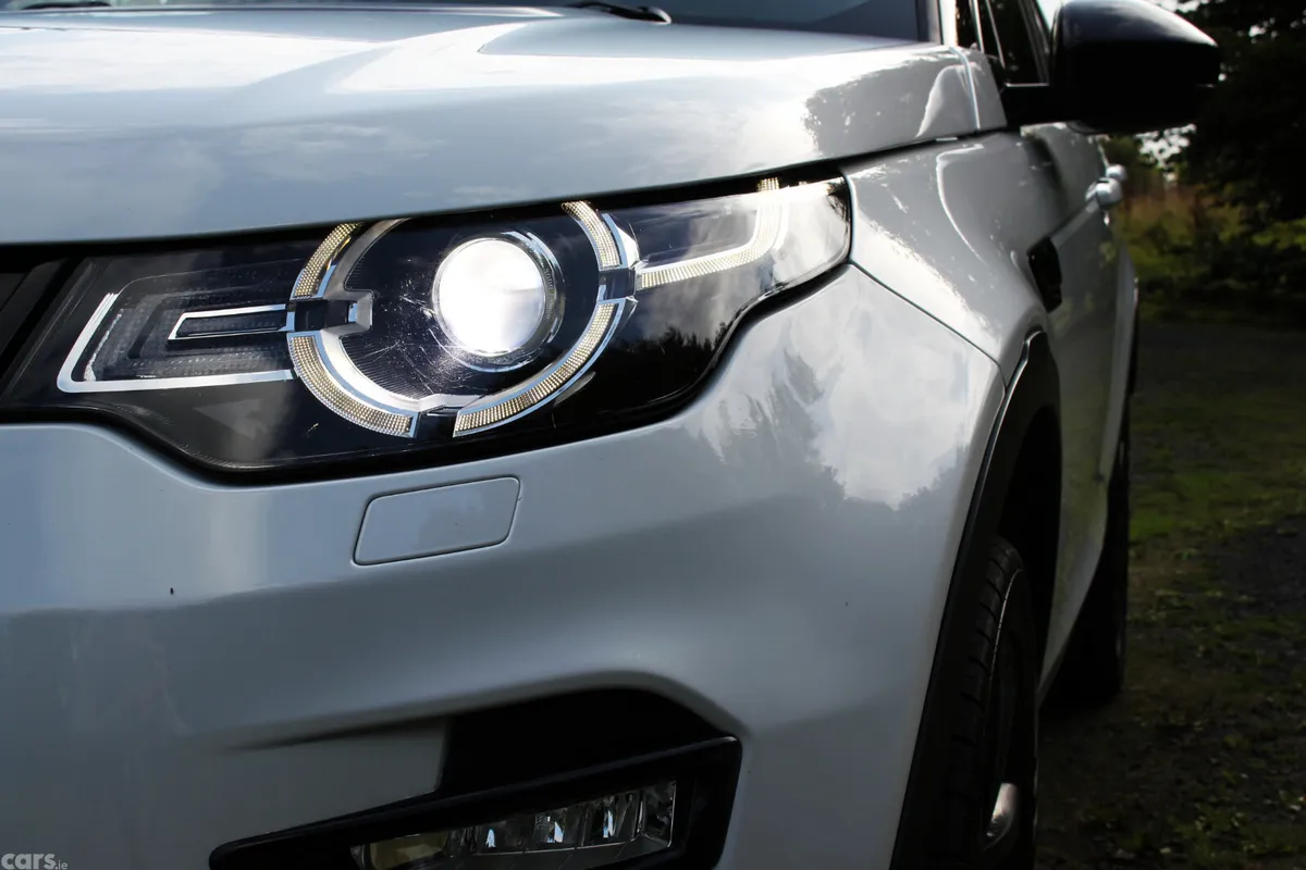 Land Rover Discovery Sport SUV, Diesel, 2017, White