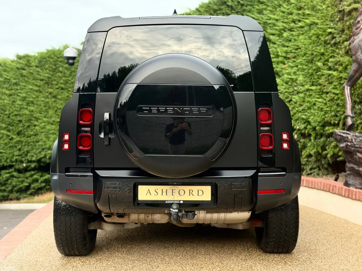Land Rover Defender SUV, Diesel, 2023, White