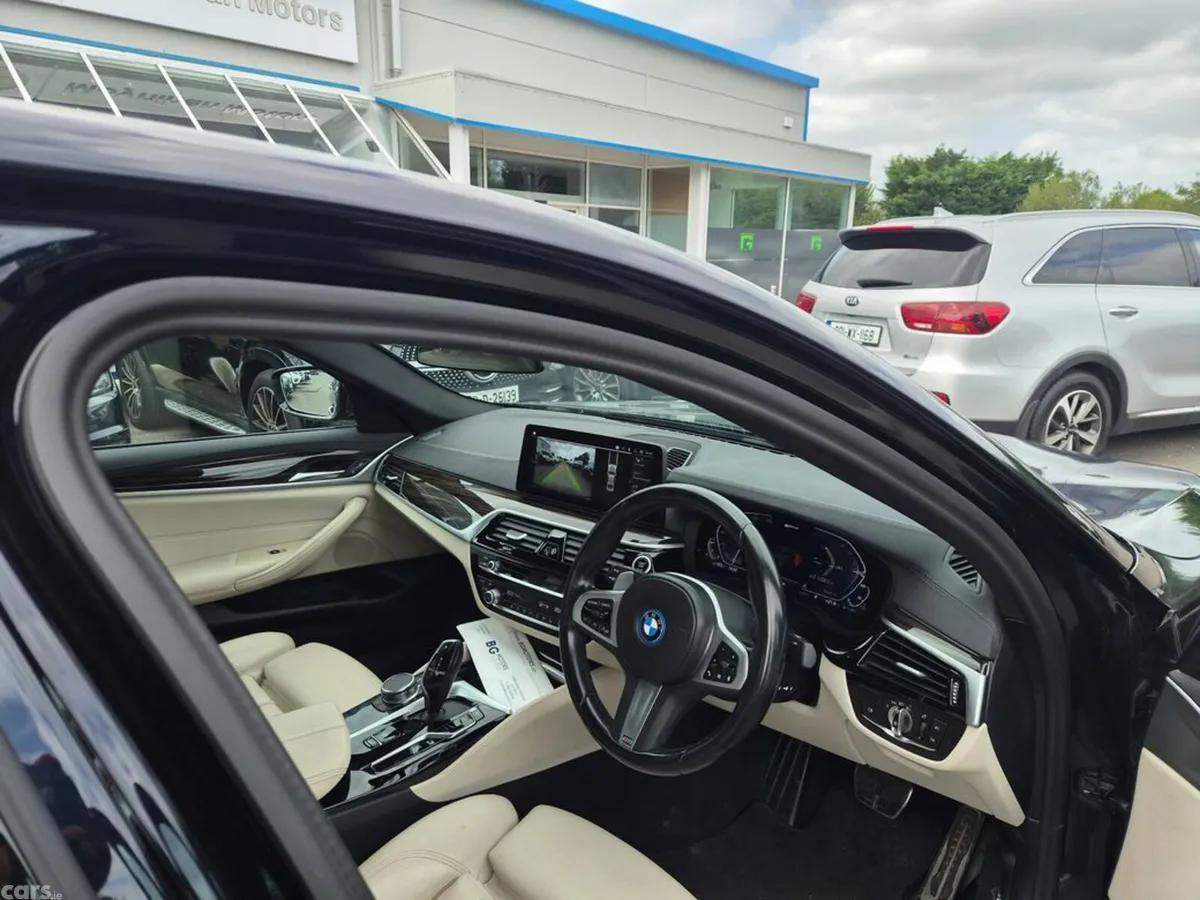 BMW 5-Series Saloon, Petrol Plug-in Hybrid, 2023, Black