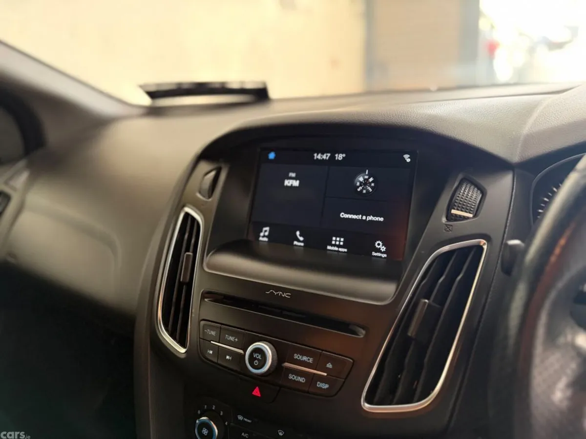 Ford Focus Hatchback, Petrol, 2018, White