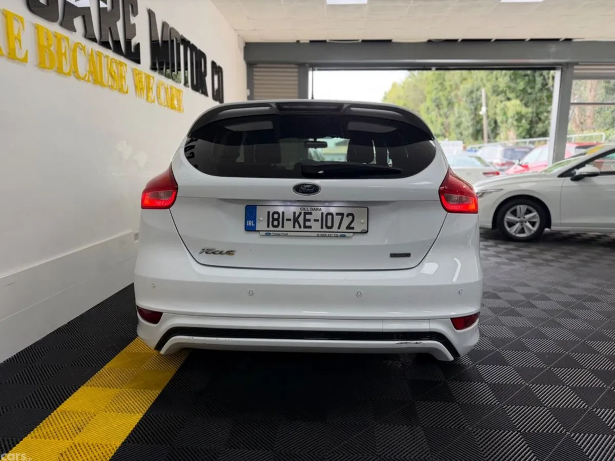 Ford Focus Hatchback, Petrol, 2018, White