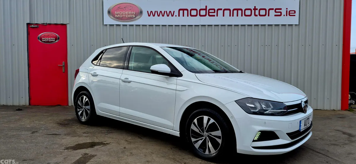 Volkswagen Polo Hatchback, Petrol, 2019, White