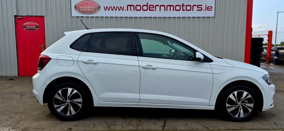 Volkswagen Polo Hatchback, Petrol, 2019, White