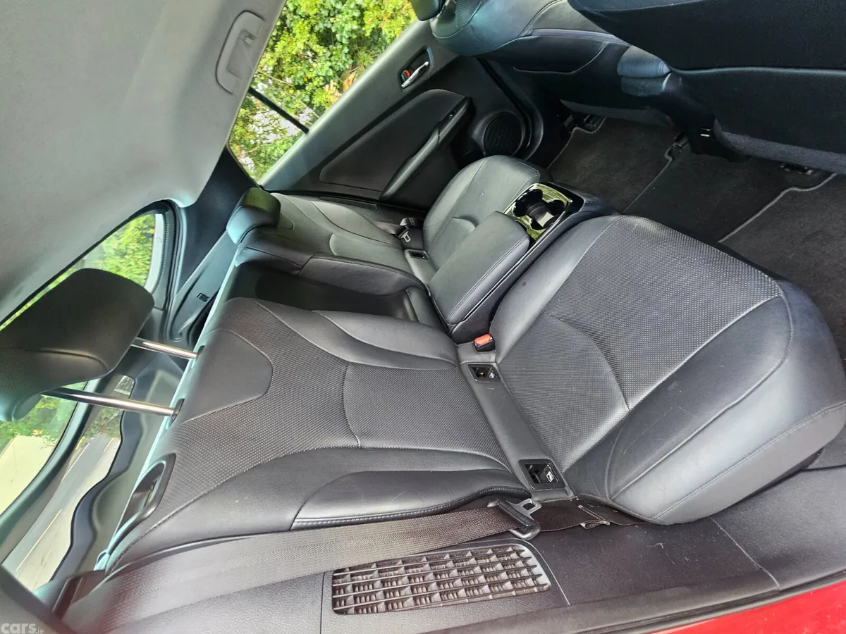 Toyota Prius Hatchback, Petrol Plug-in Hybrid, 2017, Red