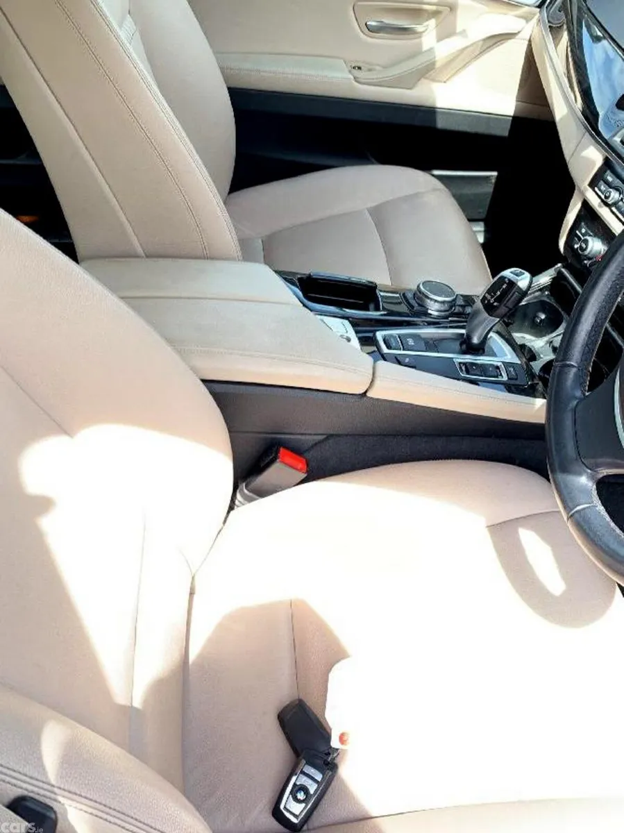 BMW 5-Series Estate, Diesel, 2015, Blue