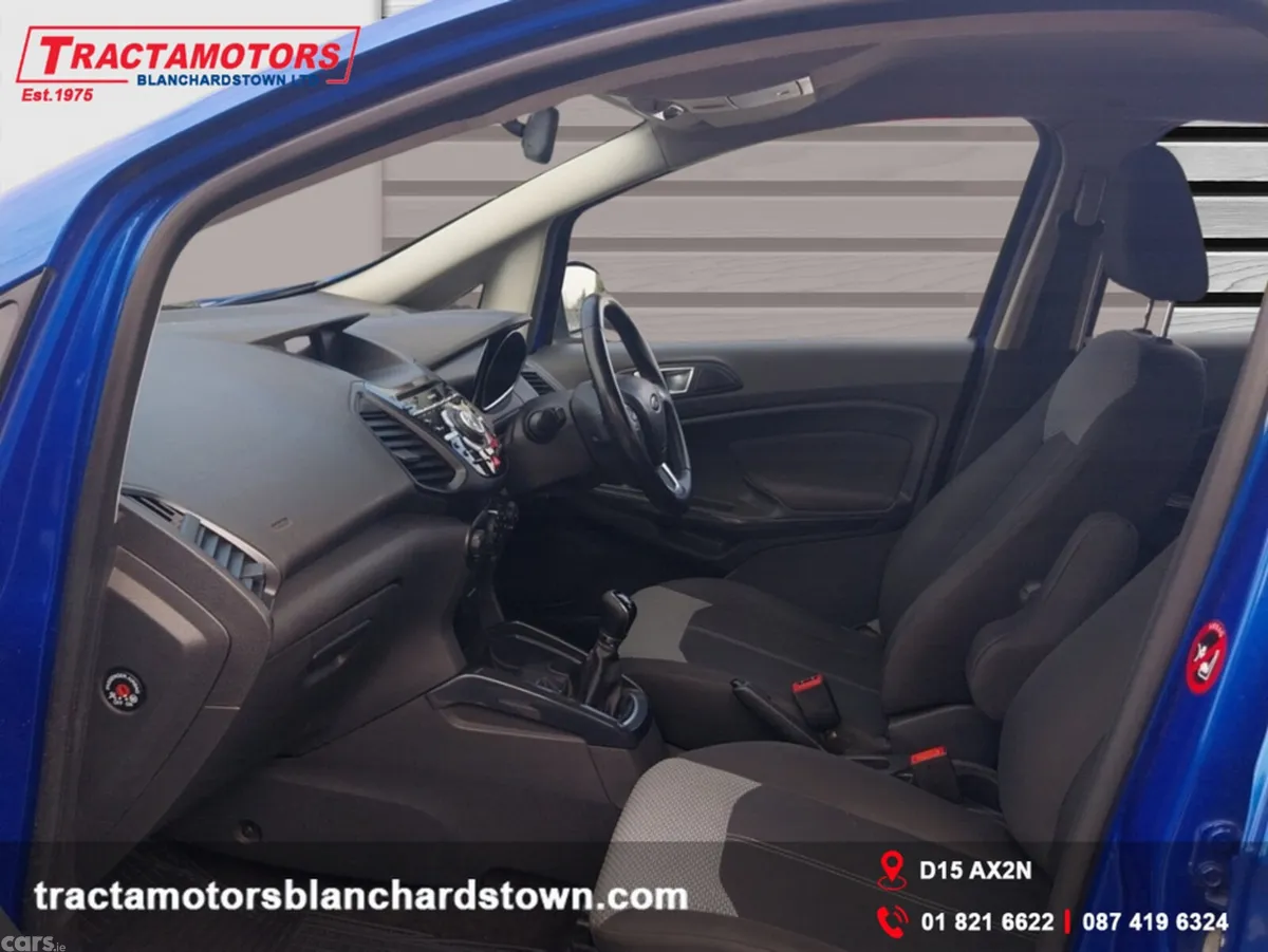 Ford EcoSport Hatchback, Petrol, 2017, Blue