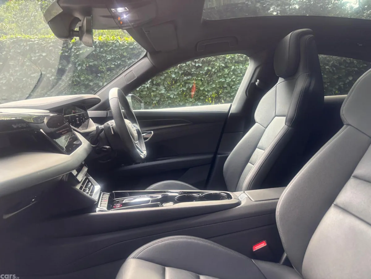 Audi e-tron GT quattro Coupe, Electric, 2023, Grey