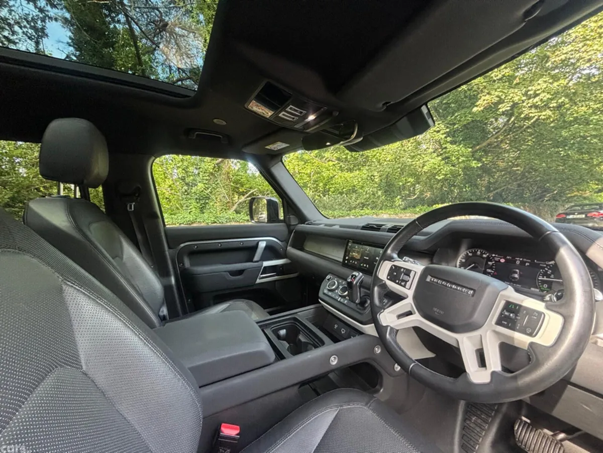 Land Rover Defender SUV, Petrol Plug-in Hybrid, 2023, Grey