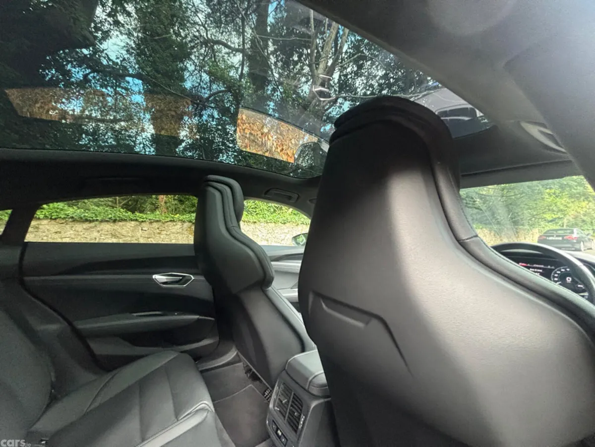 Audi e-tron GT quattro Coupe, Electric, 2023, Grey