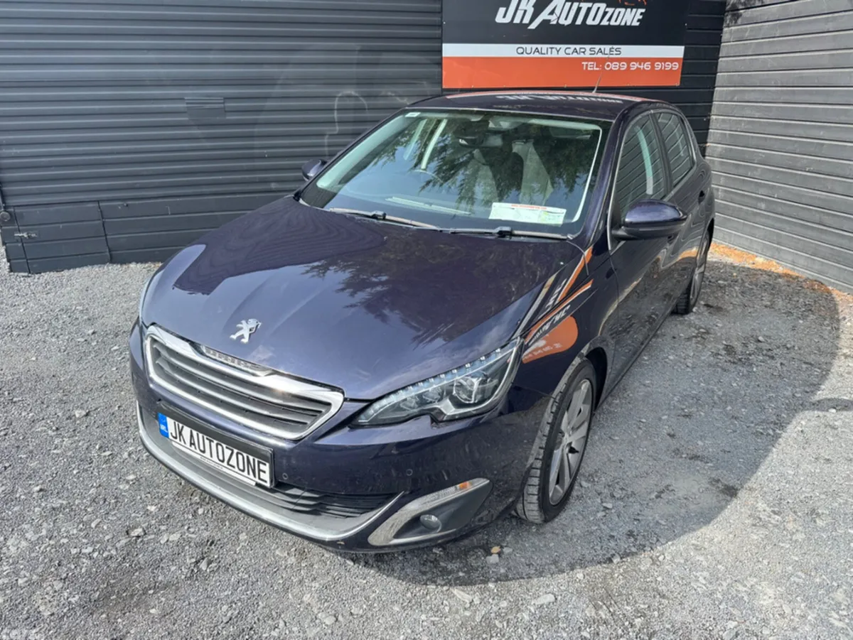 Peugeot 308 Hatchback, Petrol, 2014, Blue