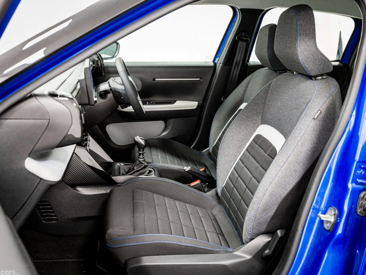 Citroen C3 Hatchback, Petrol, 2026, Blue