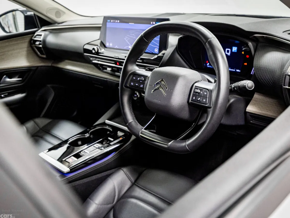 Citroen C5 X Estate, Petrol, 2025, White