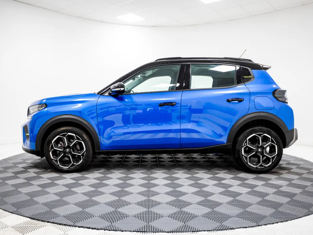 Citroen C3 Hatchback, Petrol, 2026, Blue