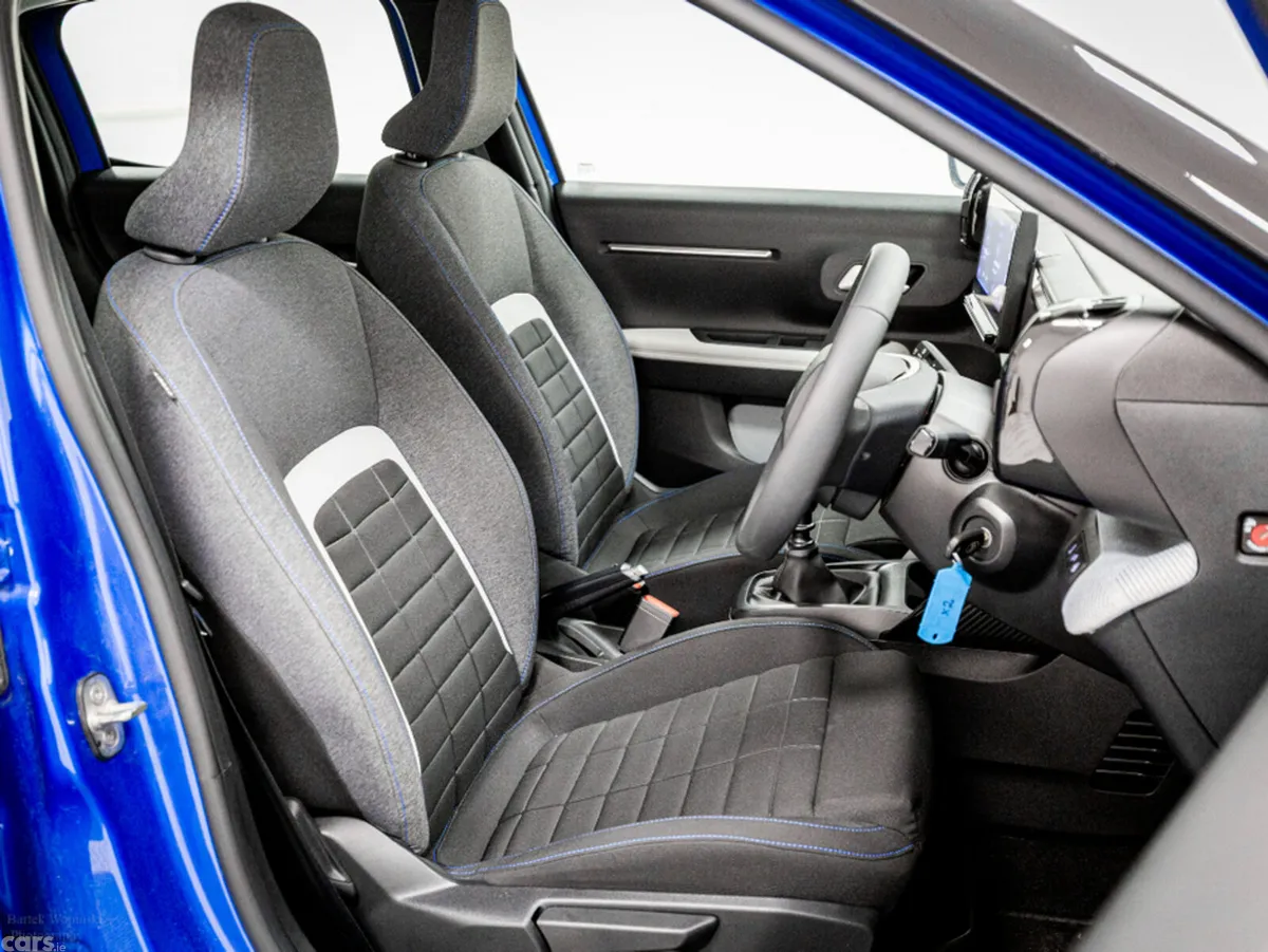Citroen C3 Hatchback, Petrol, 2026, Blue