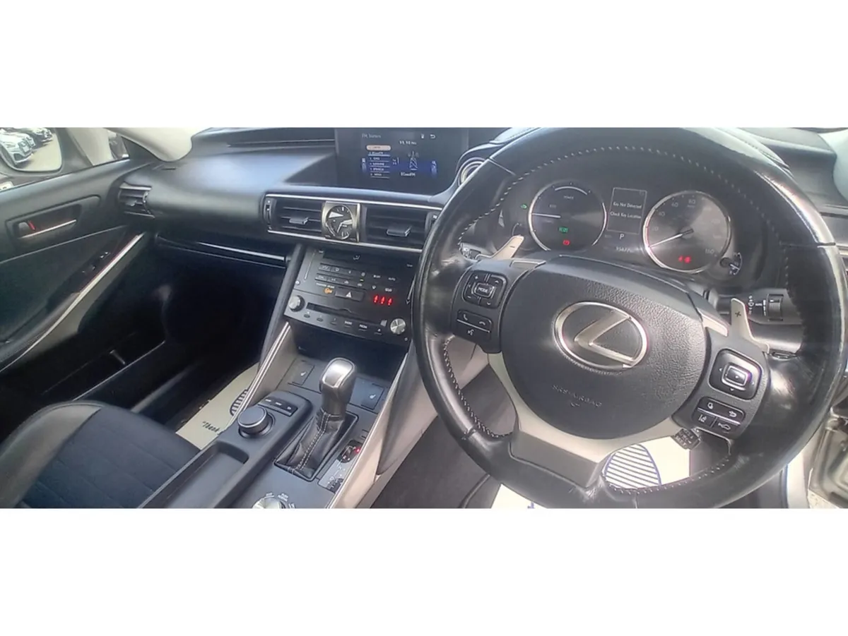 Lexus IS Saloon, Petrol Hybrid, 2017, Silver