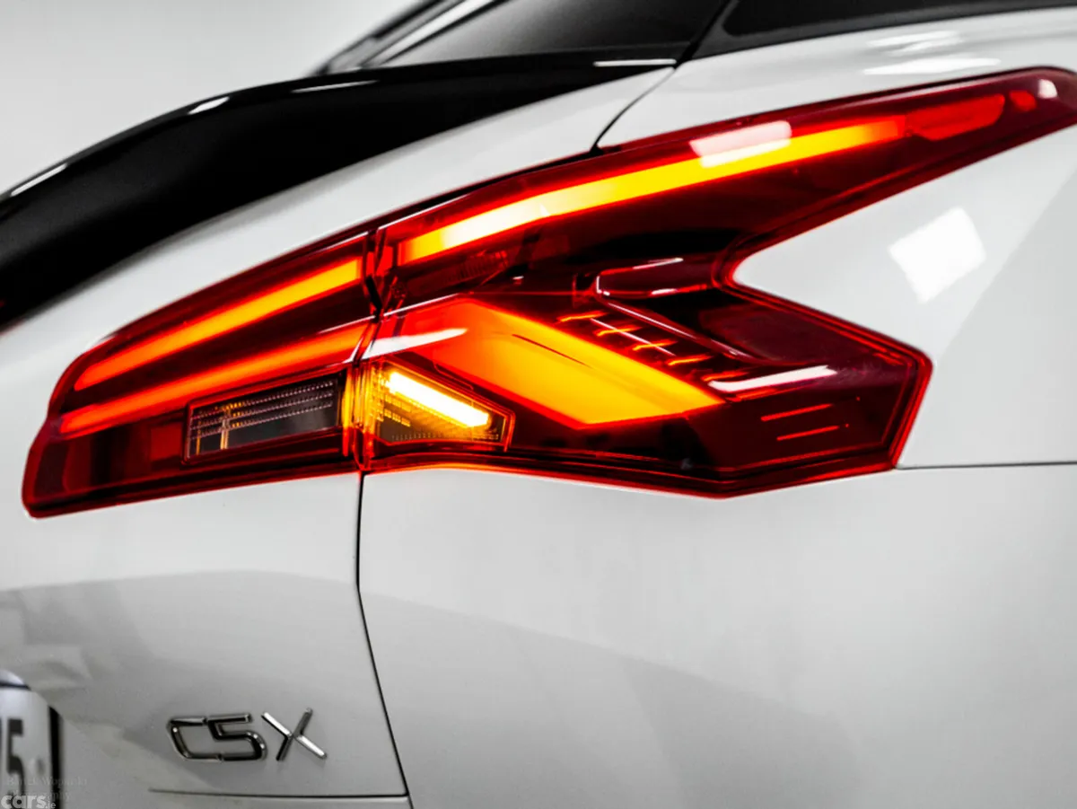 Citroen C5 X Estate, Petrol, 2025, White
