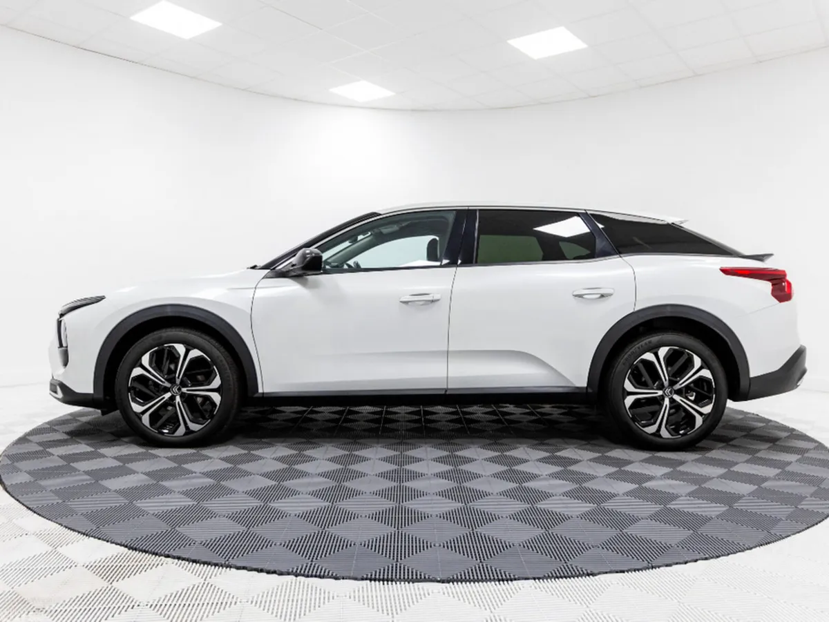 Citroen C5 X Estate, Petrol, 2025, White
