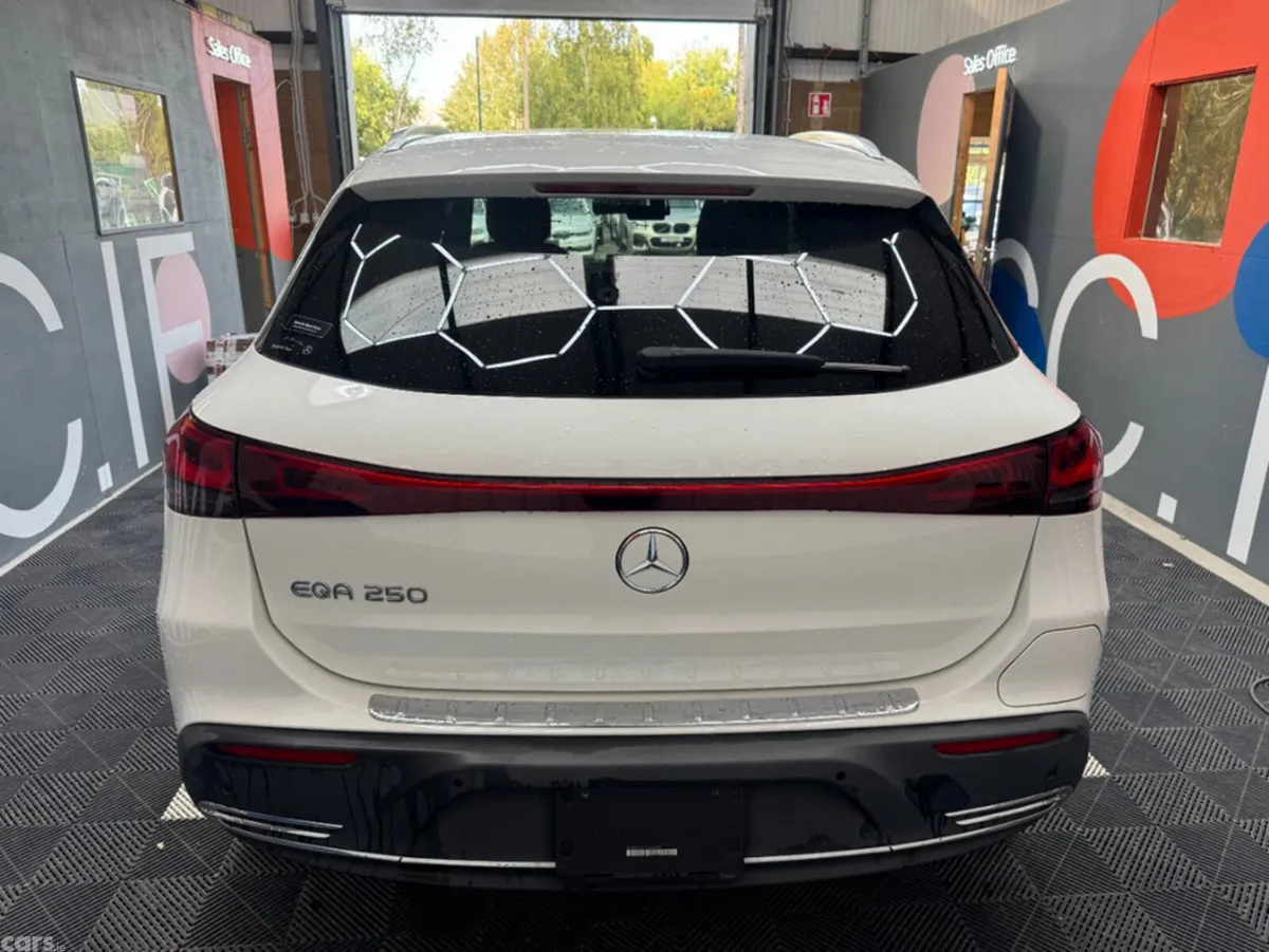 Mercedes-Benz EQA SUV, Electric, 2023, White