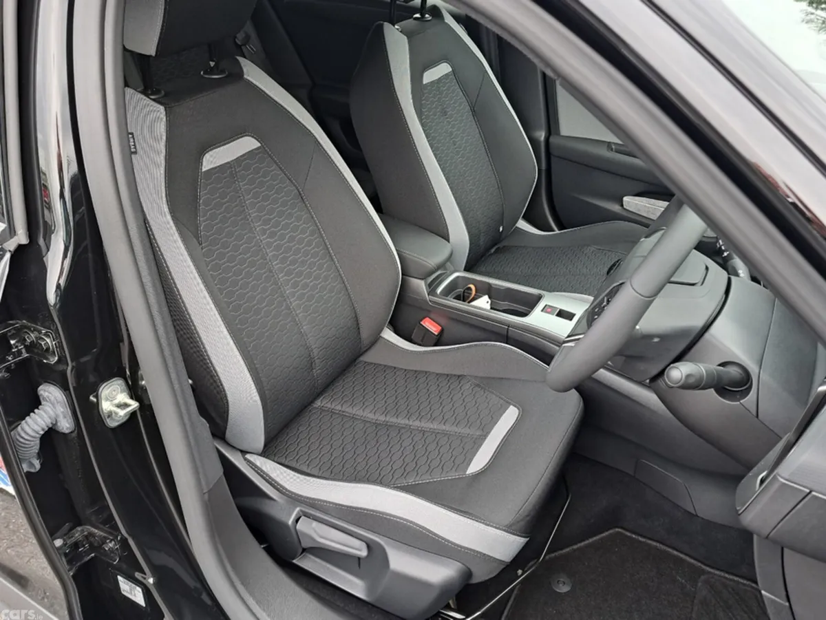 Opel Mokka SUV, Petrol, 2027, Black