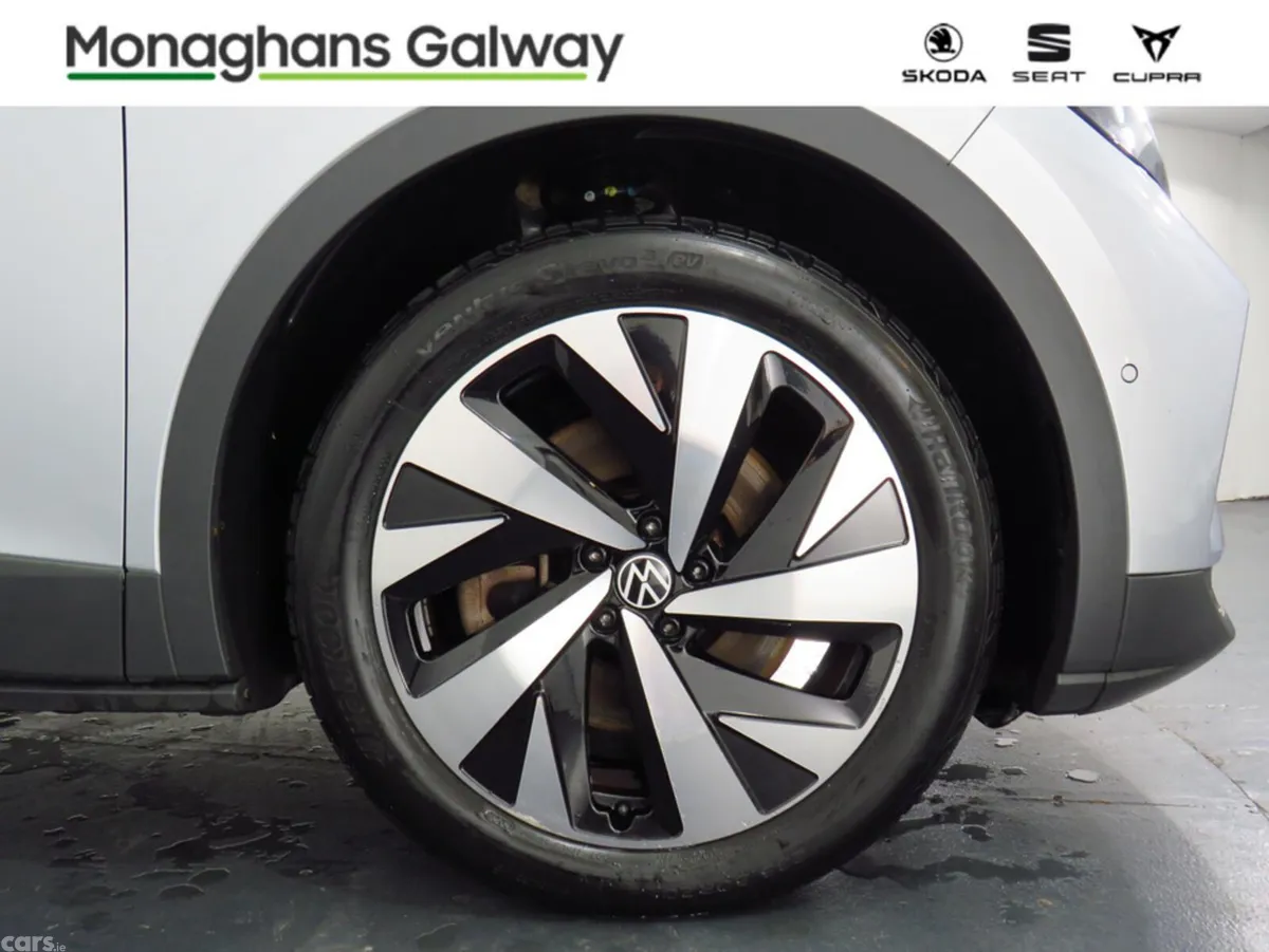 Volkswagen ID.4 Estate, Electric, 2023, Grey