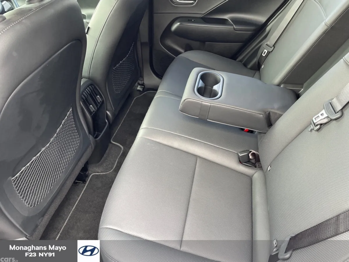 Hyundai KONA MPV, Electric, 2025, White