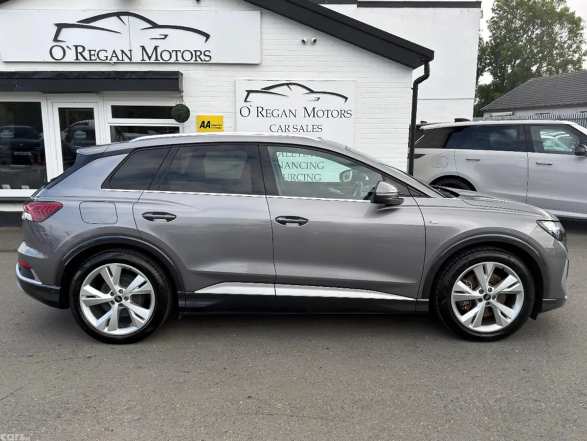 Audi Q4 e-tron Estate, Electric, 2023, Grey