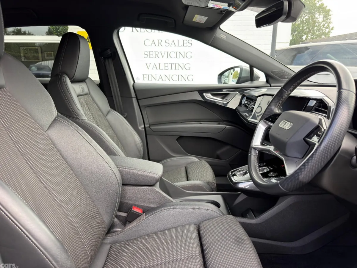 Audi Q4 e-tron Estate, Electric, 2023, Grey