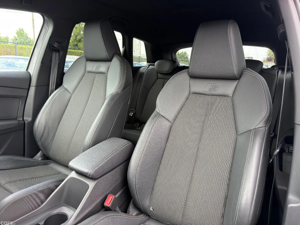 Audi Q4 e-tron Estate, Electric, 2023, Grey