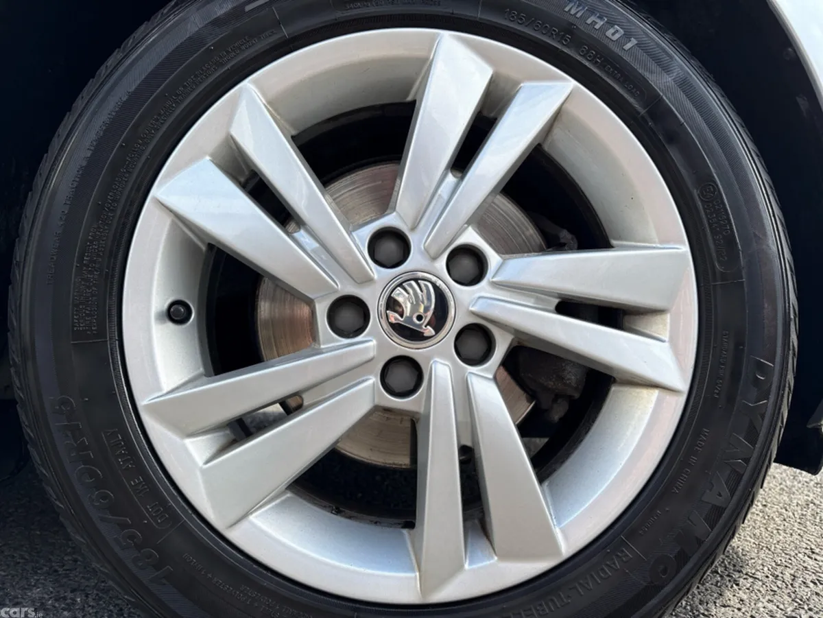 Skoda Fabia Estate, Petrol, 2019, Grey