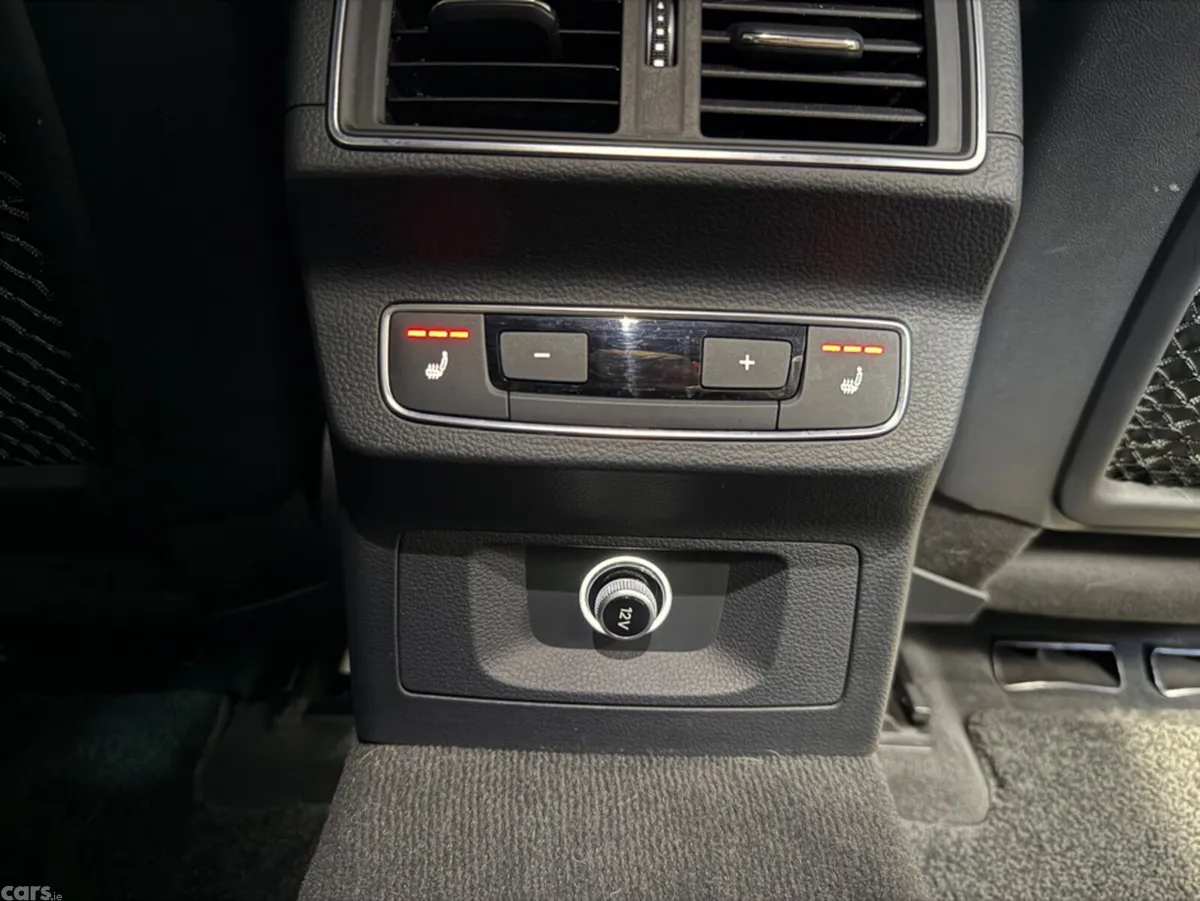 Audi Q5 MPV, Diesel, 2019, Grey