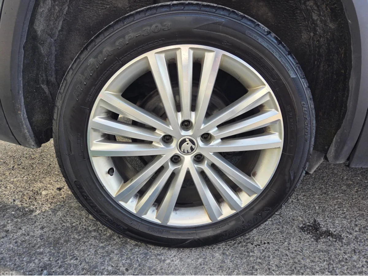 Skoda Kodiaq Estate, Diesel, 2017, Grey
