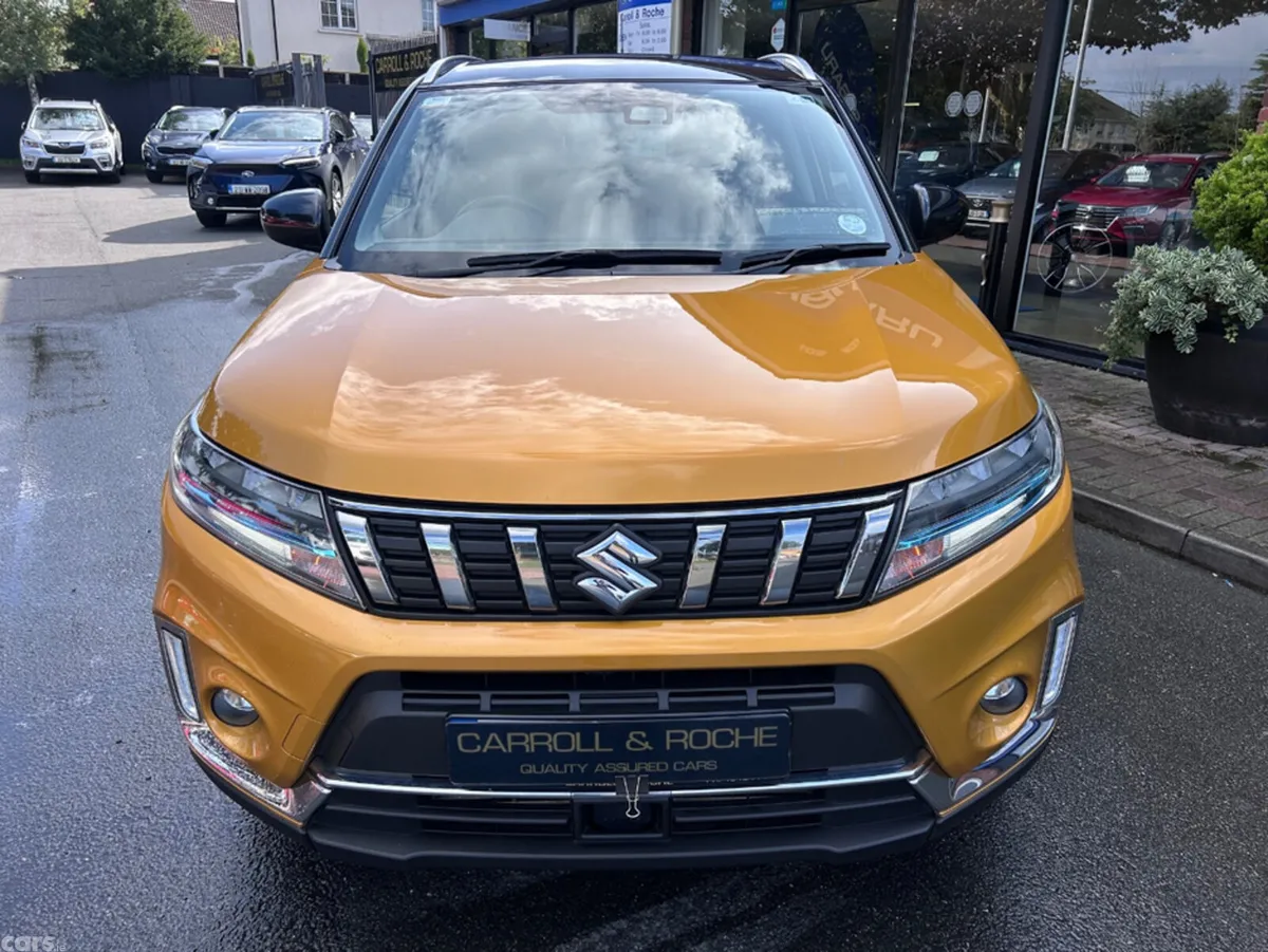 Suzuki Vitara SUV, Petrol, 2024, Gold